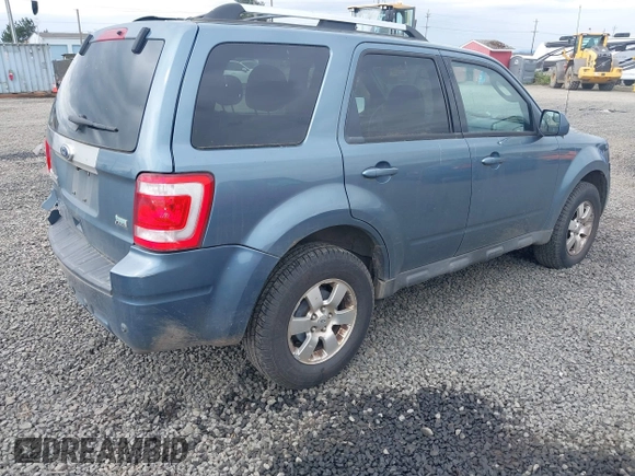 2010 Ford Escape Limited z VIN 1FMCU9EG5AKD30214, wystawiony jako IAAI lot #42014684 z przebiegiem 153 360 mil mil oraz . Historia ofert i sprzedaży dostępna na DreamBid. Obrazek 4.