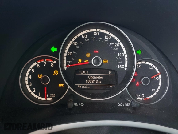 2015 Volkswagen Beetle with VIN 3VW7S7ATXFM801130, listed as a Copart auction lot 78613304 with 102,813 mi miles and Clean Title. Bid and sale history available at DreamBid. Image 9.