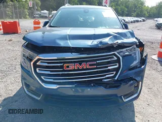 2024 GMC Terrain SLT z VIN 3GKALVEG7RL310682, wystawiony jako IAAI lot #42388049 z przebiegiem 9 792 mil mil oraz . Historia ofert i sprzedaży dostępna na DreamBid. Obrazek 12.