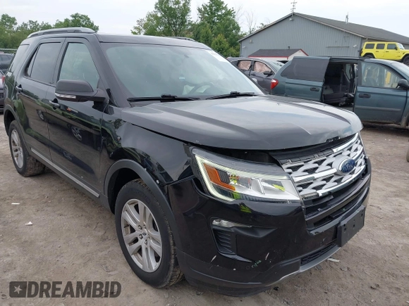 2019 Ford Explorer XLT с VIN 1FM5K8D88KGA86159, выставлен на аукционе IAAI как лот 42513369 с пробегом 52 614 миль миль и . История ставок и продаж доступна на DreamBid. Изображение 6.