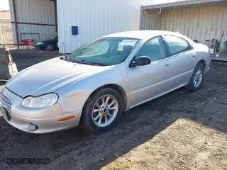 2000 Chrysler LHS with VIN 2C3HC56G0YH390573, listed as a IAAI auction lot 41146903 with 207,371 mi miles. Bid and sale history available at carsss.com. Image 2.
