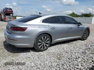 2019 Volkswagen Arteon z VIN WVWDR7AN8KE025650, wystawiony jako Copart lot #55305755 z przebiegiem 69 295 mil mil oraz Szkody całkowita. Historia ofert i sprzedaży dostępna na DreamBid. Obrazek 3.