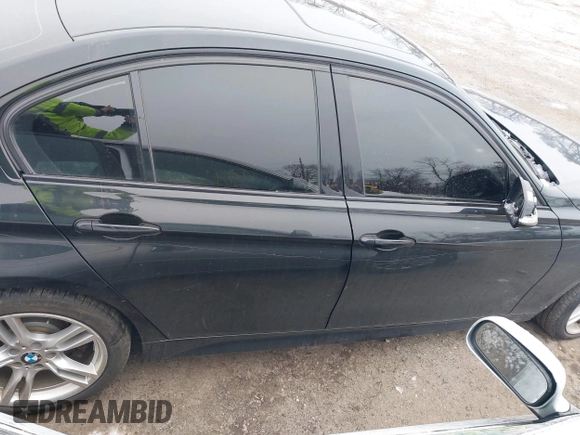 2018 BMW 3 Series 330i xDrive with VIN WBA8D9C59JA012658, listed as a IAAI auction lot 41523677 with 117,049 mi miles and . Bid and sale history available at DreamBid. Image 13.