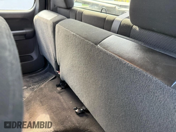 2011 Chevrolet Silverado 1500 LT with VIN 1GCRKSE36BZ260532, listed as a Copart auction lot 56358145 with 164,458 mi miles and Clean Title. Bid and sale history available at DreamBid. Image 6.