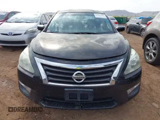 2015 Nissan Altima 2.5 S with VIN 1N4AL3APXFN880666, listed as a IAAI auction lot 41895242 with 213,649 mi miles. Bid and sale history available at carsss.com. Image 6.