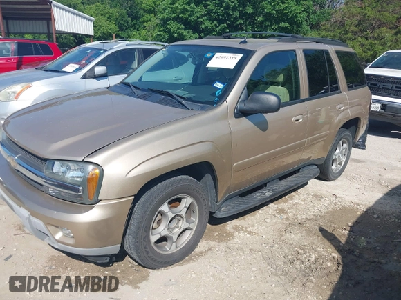 2005 Chevrolet TrailBlazer LS with VIN 1GNDS13S552348684, listed as a IAAI auction lot 42091315 with 216,602 mi miles and . Bid and sale history available at DreamBid. Image 2.