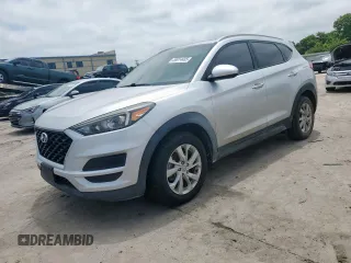 2019 Hyundai Tucson Value z VIN KM8J33A48KU961936, wystawiony jako Copart lot #58914485 z przebiegiem 64 555 mil mil oraz Czysty tytuł • Clean title. Historia ofert i sprzedaży dostępna na DreamBid. Obrazek 1.