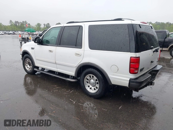 2001 Ford Expedition XLT with VIN 1FMRU15W31LA71137, listed as a IAAI auction lot 41960736 with 218,896 mi miles and . Bid and sale history available at DreamBid. Image 3.