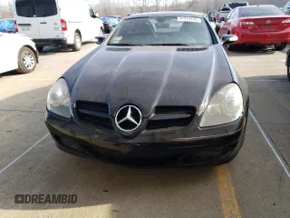 2008 Mercedes-Benz SLK-Class 3.0L with VIN WDBWK54F08F183262, listed as a Copart auction lot 41774154 with 24,169 mi miles and Non Repairable. Bid and sale history available at carsss.com. Image 5.