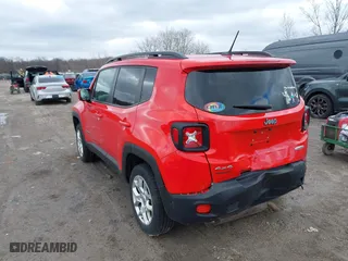 2016 Jeep Renegade Latitude with VIN ZACCJBBT8GPE37813, listed as a IAAI auction lot 41983514 with 83,224 mi miles. Bid and sale history available at carsss.com. Image 3.