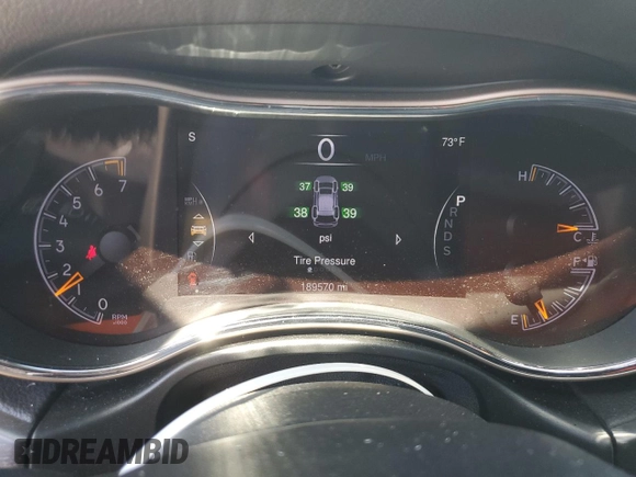 2015 Jeep Grand Cherokee Limited with VIN 1C4RJEBG2FC749854, listed as a Copart auction lot 50835475 with 189,570 mi miles and Salvage Title. Bid and sale history available at carsss.com. Image 9.