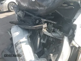 2017 Nissan NV200 S z VIN 3N6CM0KN2HK709802, wystawiony jako IAAI lot #40949324 z przebiegiem Nie podano mil oraz . Historia ofert i sprzedaży dostępna na DreamBid. Obrazek 10.
