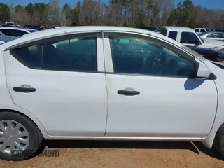 2018 Nissan Versa SV с VIN 3N1CN7AP5JL819838, выставлен на аукционе IAAI как лот 41878387 с пробегом 227 298 миль миль и . История ставок и продаж доступна на DreamBid. Изображение 13.