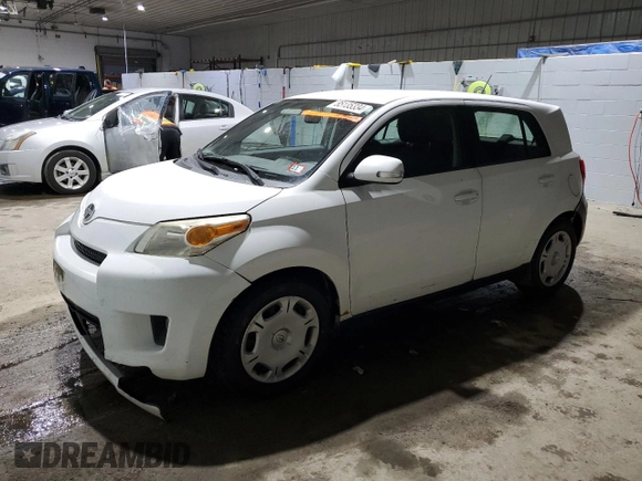 2009 Scion xD z VIN JTKKU10429J034110, wystawiony jako Copart lot #85135334 z przebiegiem 275 392 mil mil oraz Szkoda całkowita • Salvage title. Historia ofert i sprzedaży dostępna na DreamBid. Obrazek 1.