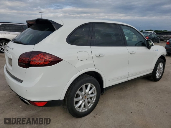 2013 Porsche Cayenne Diesel z VIN WP1AF2A29DLA24699, wystawiony jako Copart lot #52603275 z przebiegiem 99 387 mil mil oraz Szkoda całkowita • Salvage title. Historia ofert i sprzedaży dostępna na DreamBid. Obrazek 3.