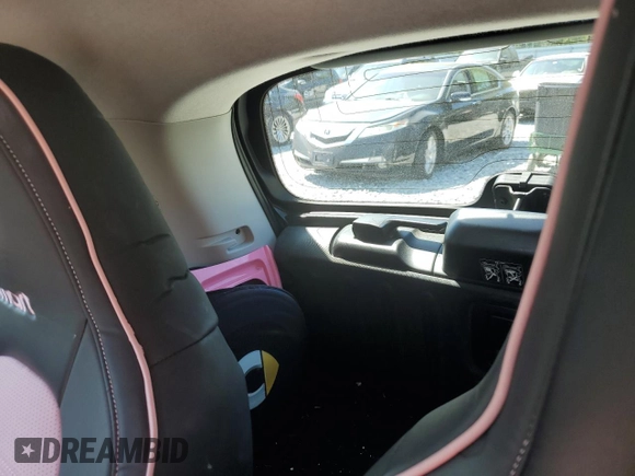2019 Smart fortwo Pure z VIN WMEFJ9BAXKK359995, wystawiony jako Copart lot #56724955 z przebiegiem 17 755 mil mil oraz Tytuł czysty. Historia ofert i sprzedaży dostępna na DreamBid. Obrazek 10.