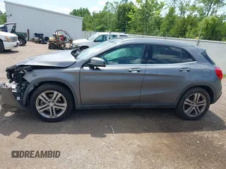 2016 Mercedes-Benz GLA 250 z VIN WDCTG4GB7GJ262782, wystawiony jako IAAI lot #39529296 z przebiegiem 115 446 mil mil oraz . Historia ofert i sprzedaży dostępna na DreamBid. Obrazek 14.