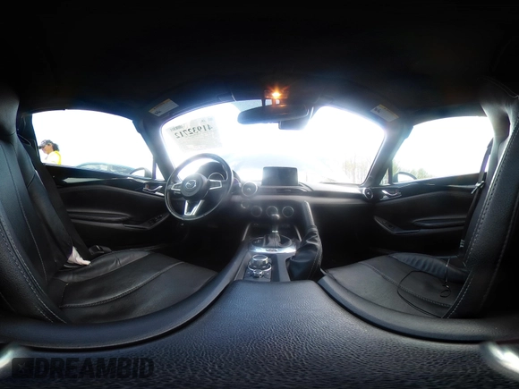 2021 Mazda MX-5 Miata Grand Touring z VIN JM1NDAM75M0451597, wystawiony jako IAAI lot #41932712 z przebiegiem 61 710 mil mil oraz . Historia ofert i sprzedaży dostępna na DreamBid. Obrazek 22.