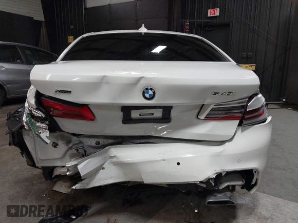 2019 BMW 5 Series 540i xDrive with VIN WBAJE7C55KWW19065, listed as a IAAI auction lot 41835435 with 45,087 mi miles and . Bid and sale history available at carsss.com. Image 16.