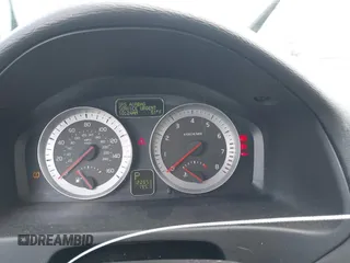 2012 Volvo C70 T5 с VIN YV1672MC3CJ127937, выставлен на аукционе IAAI как лот 42005405 с пробегом 122 653 миль миль и . История ставок и продаж доступна на DreamBid. Изображение 7.