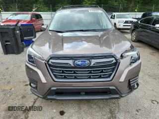 2023 Subaru Forester Limited with VIN JF2SKAPC1PH422283, listed as a Copart auction lot 61269355 with 27,062 mi miles and Salvage title. Bid and sale history available at DreamBid. Image 5.