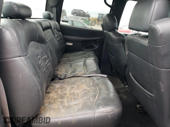 2001 Chevrolet Silverado 3500 LS with VIN 1GCJK33G81F166788, listed as a Copart auction lot 43693315 with 428,170 mi miles and Salvage Title. Bid and sale history available at carsss.com. Image 10.