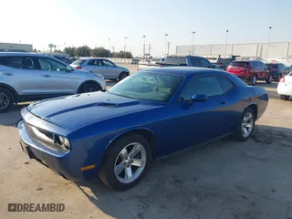 2009 Dodge Challenger SE with VIN 2B3LJ44VX9H612031, listed as a IAAI auction lot 41700888 with 202,454 mi miles. Bid and sale history available at carsss.com. Image 17.