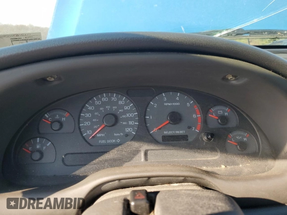 2000 Ford Mustang with VIN 1FAFP4445YF196607, listed as a Copart auction lot 81321514 with 0 mi miles and Salvage Title. Bid and sale history available at carsss.com. Image 9.