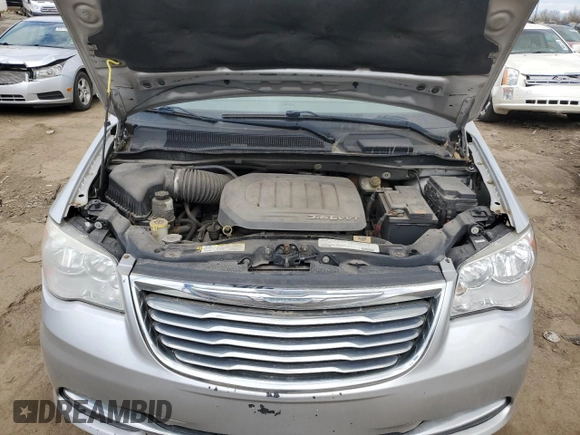 2012 Chrysler Town & Country Touring-L with VIN 2C4RC1CG8CR124251, listed as a Copart auction lot 52277775 with 186,704 mi miles and Clean Title. Bid and sale history available at carsss.com. Image 12.