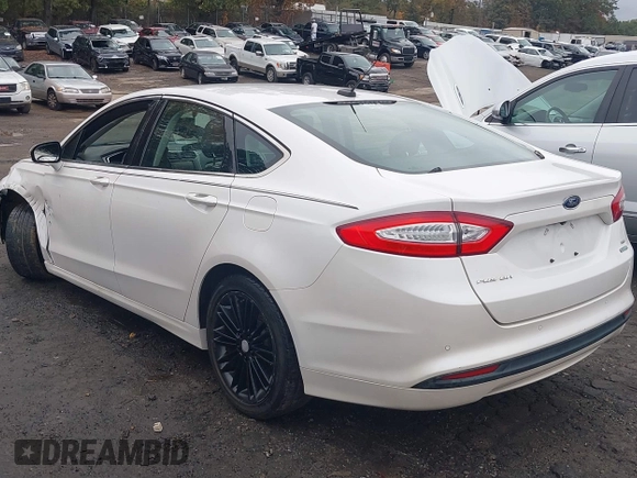 2013 Ford Fusion SE with VIN 3FA6P0HR5DR246577, listed as a IAAI auction lot 40777607 with 224,994 mi miles. Bid and sale history available at carsss.com. Image 3.