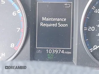 2018 Toyota RAV4 XLE с VIN JTMWFREV7JJ735295, выставлен на аукционе IAAI как лот 42452894 с пробегом 103 974 миль миль и . История ставок и продаж доступна на DreamBid. Изображение 15.