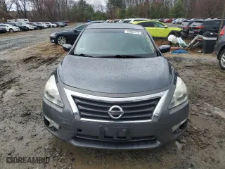 2013 Nissan Altima 2.5 SV with VIN 1N4AL3AP6DC297617, listed as a Copart auction lot 49084775 with 121,565 mi miles and Clean Title. Bid and sale history available at carsss.com. Image 5.