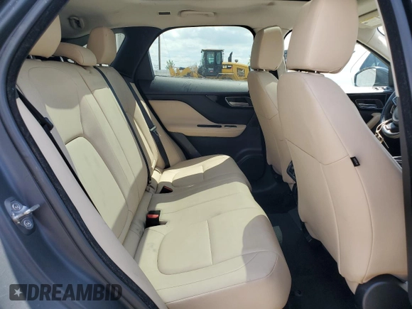 2017 Jaguar F-Pace z VIN SADCS2BN2HA493024, wystawiony jako Copart lot #62278135 z przebiegiem 93 077 mil mil oraz Czysty tytuł • Clean title. Historia ofert i sprzedaży dostępna na DreamBid. Obrazek 11.