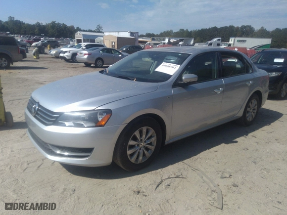 2015 Volkswagen Passat 1.8T Limited Edition with VIN 1VWAS7A39FC010563, listed as a IAAI auction lot 40608964 with 160,484 mi miles. Bid and sale history available at carsss.com. Image 17.
