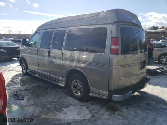 2003 GMC Savana Cargo Van YF7 Upfitter with VIN 1GDFH15T231157079, listed as a Copart auction lot 43487605 with 109,706 mi miles and Non Repairable. Bid and sale history available at carsss.com. Image 2.