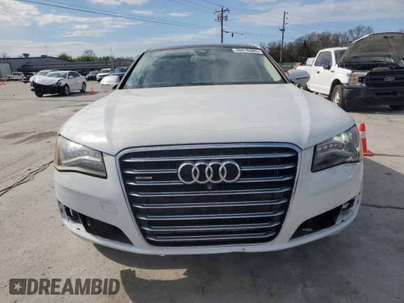 2017 Audi A8 z VIN WAU44AFD2HN009512, wystawiony jako Copart lot #50818385 z przebiegiem 44 175 mil mil oraz Szkoda całkowita • Salvage title. Historia ofert i sprzedaży dostępna na DreamBid. Obrazek 5.