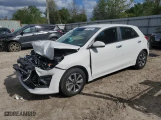 2022 Kia Rio 5-Door S with VIN 3KPA25AD8NE471230, listed as a Copart auction lot 51519255 with 44,117 mi miles and Non Repairable. Bid and sale history available at carsss.com. Image 1.