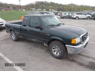 2004 Ford Ranger XLT Appearance with VIN 1FTYR44E64PA11961, listed as a IAAI auction lot 41931669 with 205,585 mi miles. Bid and sale history available at carsss.com. Image 1.