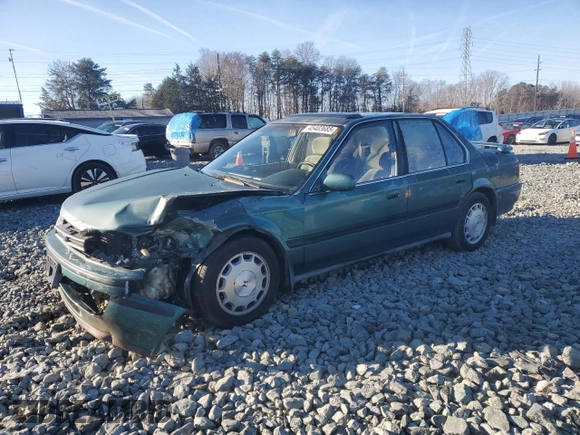 1992 Honda Accord z VIN 1HGCB7675NA166361, wystawiony jako Copart lot #45403685 z przebiegiem 384 361 mil mil oraz Szkoda całkowita • Salvage title. Historia ofert i sprzedaży dostępna na DreamBid. Obrazek 1.