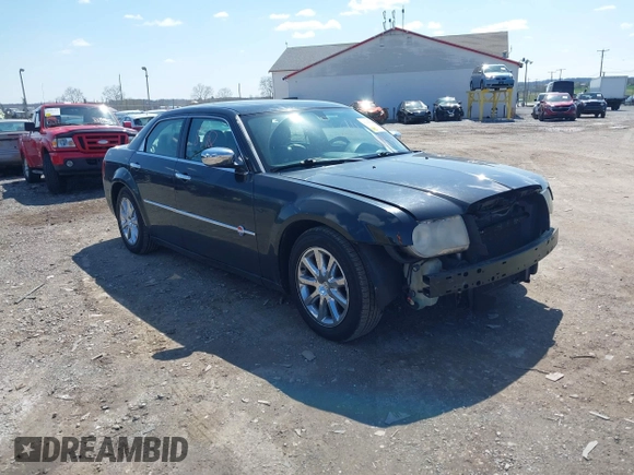 2006 Chrysler 300 C with VIN 2C3LA63H96H490736, listed as a IAAI auction lot 41998112 with 184,090 mi miles. Bid and sale history available at carsss.com. Image 6.