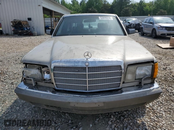 1986 Mercedes-Benz 420 Series 420SEL with VIN WDBCA35D6GA224335, listed as a Copart auction lot 53899235 with 194,582 mi miles and Clean Title. Bid and sale history available at carsss.com. Image 5.