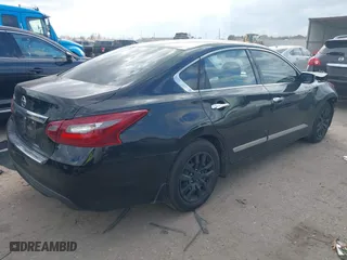 2018 Nissan Altima 2.5 SL with VIN 1N4AL3AP9JC472180, listed as a IAAI auction lot 41498291 with 67,852 mi miles. Bid and sale history available at carsss.com. Image 4.