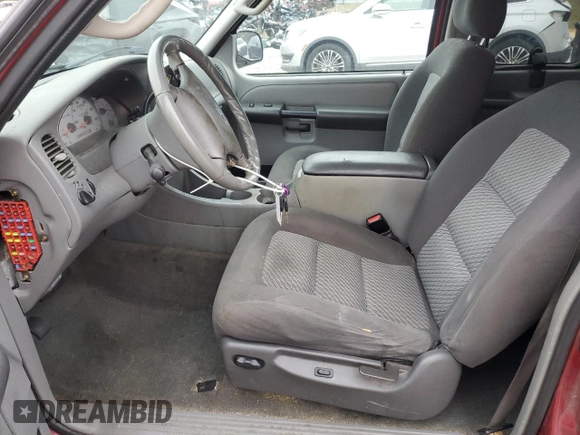 2003 Ford Explorer Sport XLS z VIN 1FMZU70E83UA46944, wystawiony jako Copart lot #86215894 z przebiegiem 127 164 mil mil oraz Szkoda całkowita • Salvage title. Historia ofert i sprzedaży dostępna na DreamBid. Obrazek 7.