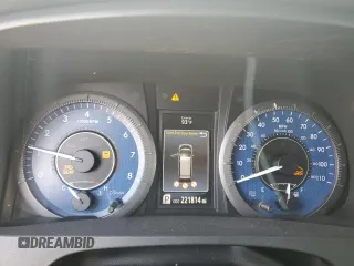 2015 Toyota Sienna XLE with VIN 5TDYK3DC0FS543020, listed as a Copart auction lot 61479225 with 221,814 mi miles and Salvage title. Bid and sale history available at DreamBid. Image 9.