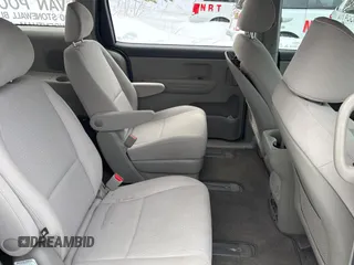 2018 Kia Sedona L with VIN KNDMA5C12J6403394, listed as a Copart auction lot 47021955 with 185,060 mi miles and Clean Title. Bid and sale history available at carsss.com. Image 6.