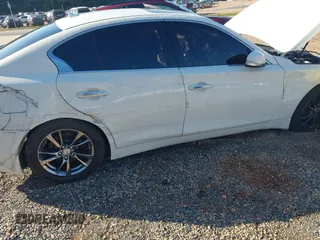 2017 Infiniti Q50 Premium with VIN JN1EV7AR5HM839081, listed as a IAAI auction lot 42663515 with 73,870 mi miles and . Bid and sale history available at DreamBid. Image 6.