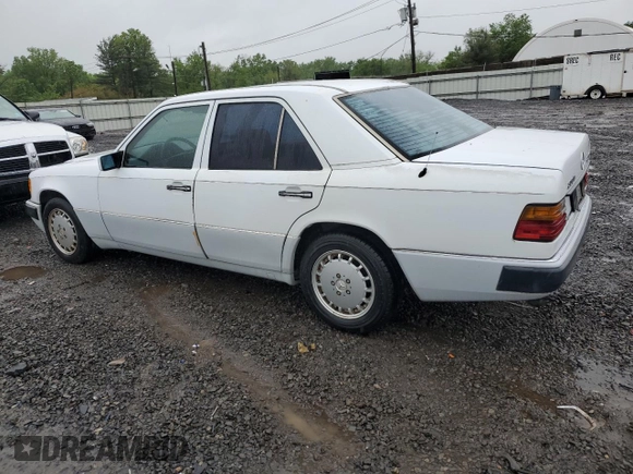 1990 Mercedes-Benz 300 with VIN WDBEB28D0LB224203, listed as a Copart auction lot 56349565 with 239,773 mi miles and Clean Title. Bid and sale history available at DreamBid. Image 2.
