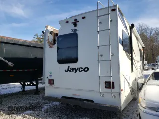 2019 Ford Econoline Commercial with VIN 1FDXE4FSXKDC38798, listed as a Copart auction lot 86538054 with 16,302 mi miles and Salvage Title. Bid and sale history available at carsss.com. Image 4.