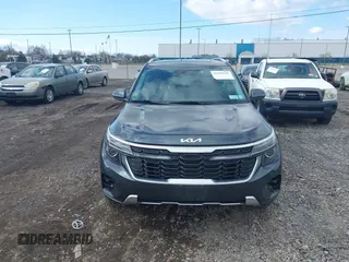 2024 Kia Seltos EX with VIN KNDERCAA2R7652904, listed as a IAAI auction lot 41998396 with 16,705 mi miles and . Bid and sale history available at carsss.com. Image 13.