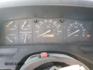 1993 Ford F-150 with VIN 1FTDF15Y5PLB00205, listed as a Copart auction lot 42832575 with 136,145 mi miles and Clean Title. Bid and sale history available at carsss.com. Image 9.